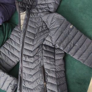 Women's Powder Lite Hooded Jacket 8920